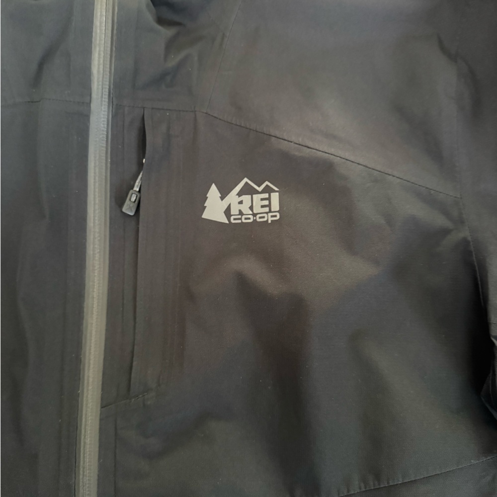 REI Co-Op Men’s XeroDry GTX Jacket - Picture 5 of 9